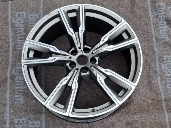 Original BMW M Felge 9,5 x 22 ET37 – Bild 19