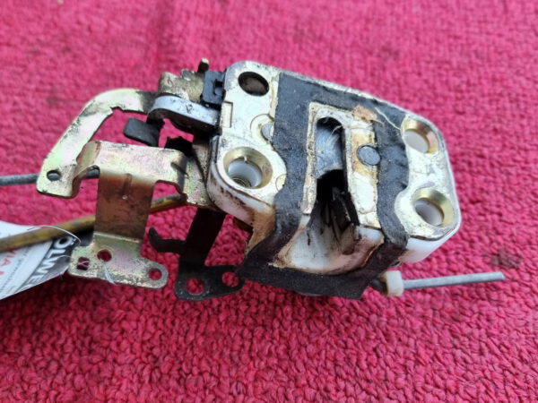 Türschloss Schloss Mazda 323 BG BG13 BG8 GTR Türe li 90-95 – Bild 5