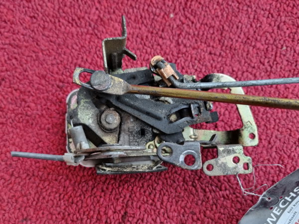 Türschloss Schloss Mazda 323 BG BG13 BG8 GTR Türe li 90-95 – Bild 8