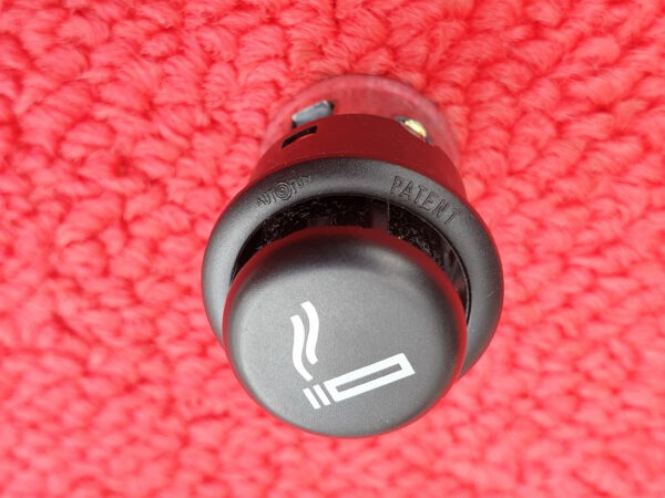 VW Golf 5 Zigarettenanzünder Anzünder unbenutzt 1J0919307 9B9 – Bild 5