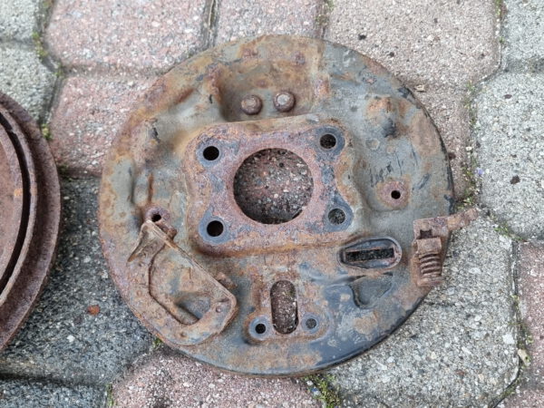Bremse hinten Ankerbleche Mazda 323 BG 90 - 95 Bremstrommel – Bild 2