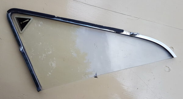 Dreieckfenster Ausstellfenster Glas BMW 1602 1802 2002 51321803801 – Bild 6
