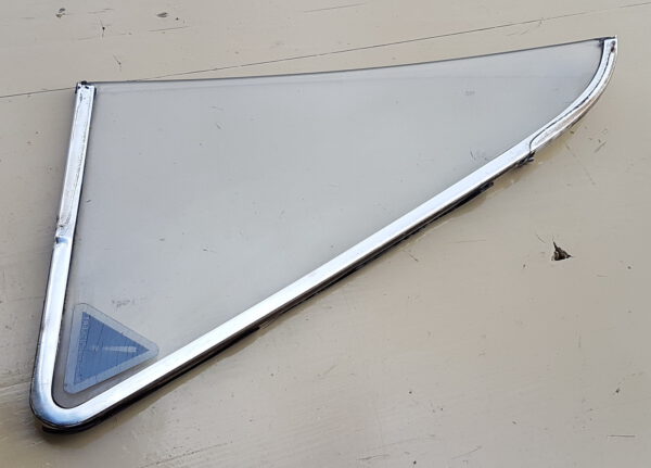 Dreieckfenster Ausstellfenster Glas BMW 1602 1802 2002 51321803801 – Bild 4