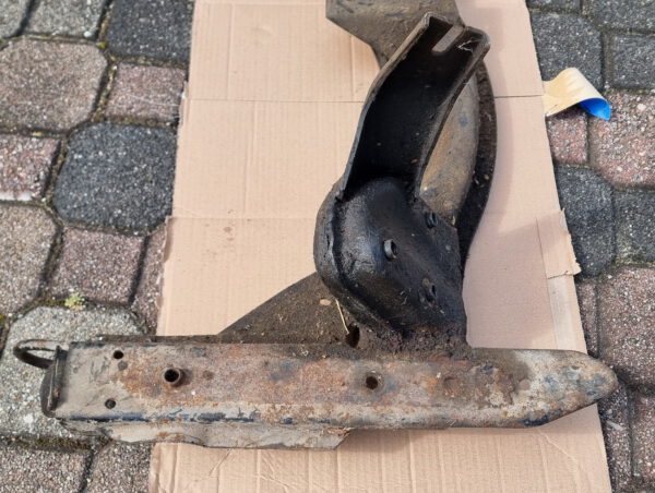Vorderachsträger BMW E10 1502 1602 1802 2002 tii Vorderachse 31111116772 – Bild 7