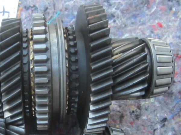 Getriebeteile Hauptwelle Vorgelege Mazda 323 BG8 4 WD 103 PS – Bild 2