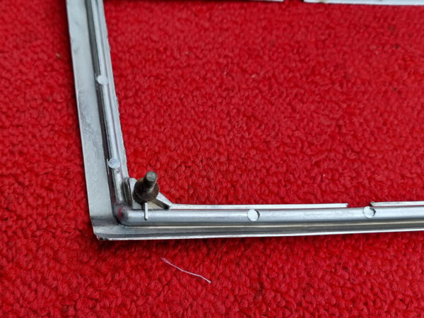 Rahmen Rücklicht rechts Rückleuchte BMW 1602 2002 E10 1974 63211356940 – Bild 6