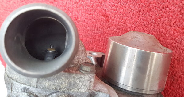 Wasserpumpe Thermostat Subaru Forester Legacy Impreza WRX STI 21111AA026 – Bild 2