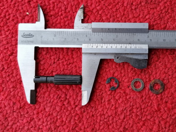 ❌ Drehknopf Kombiinstrument Tacho Tageskilometer BMW 1602 2002 E10 – Bild 2