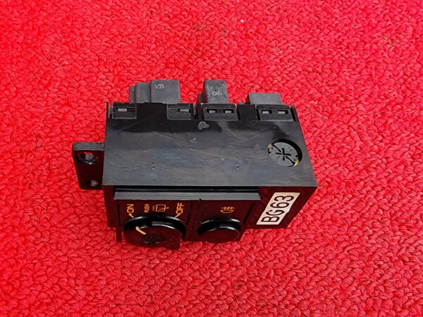 Schalter Heckwischer Nebel Instrument Mazda 323 BF BW VFL – Bild 9
