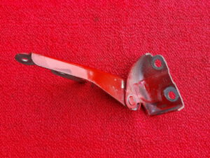 Scharnier RH Motorhaube Mazda 323 BG13 BG8 GTX GTR
