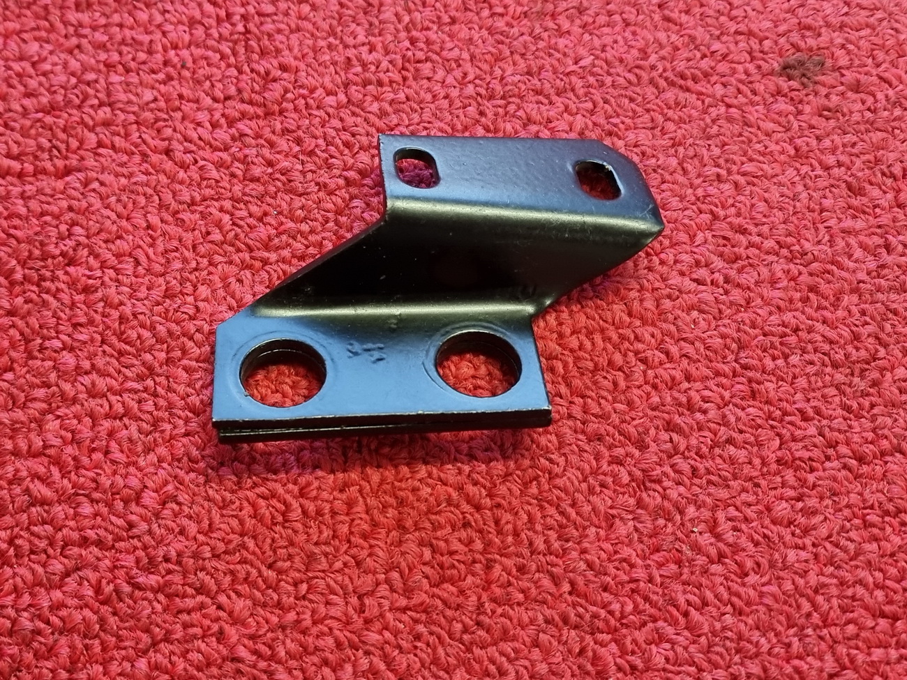 Auspuffhalterung Getriebe BMW 1602 1802 2002 E10 u E12 18211101322 – Bild 4