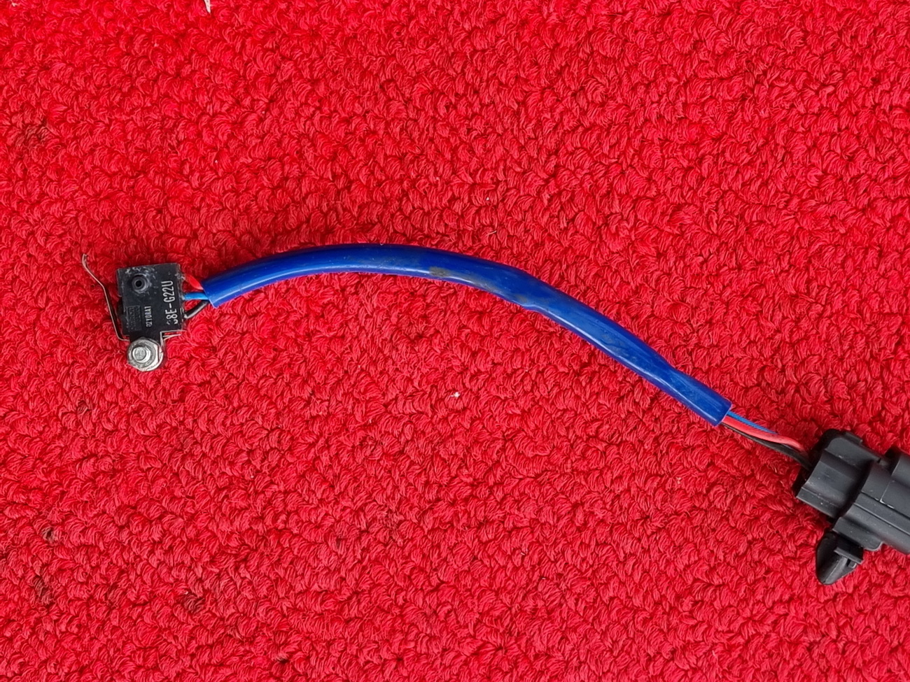 Microschalter Zentralverriegelung Türschloss Mazda 121 DB links 323 BG – Bild 4