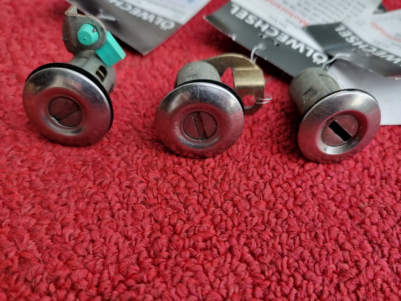 Schließzylinder Gleichschließung 4 Zylinder 1 Schlüssel Mazda 121 DB 90-95 – Bild 5