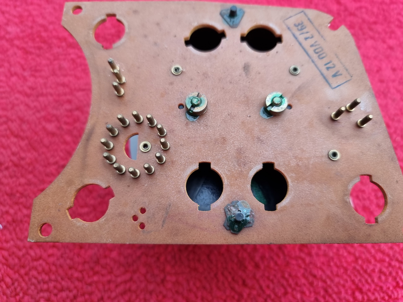 Temperaturanzeige Benzinanzeige Kombiinstrument BMW 1602 2002 E10 1974 62 11 1 357 650 – Bild 5