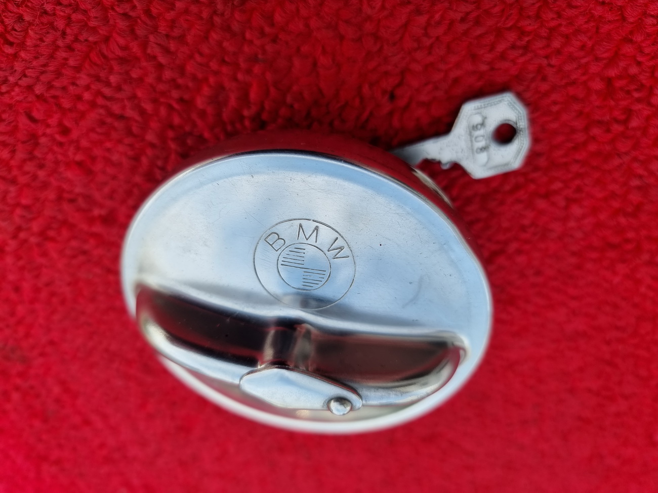 Tankdeckel Tankverschluss abschließbar BMW 1502 1602 1802 2002 E10 16111103603 – Bild 4