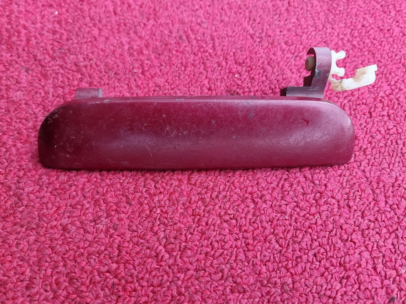 Türgriff Griff Öffner Mazda 121 DB 91-95 Tür vorne links D06173410A – Bild 3