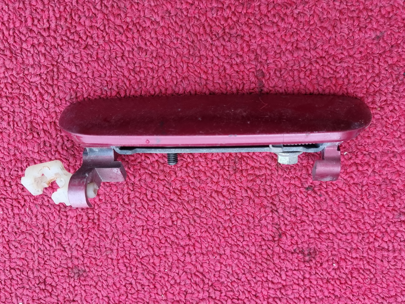 Türgriff Griff Öffner Mazda 121 DB 91-95 Tür vorne links D06173410A – Bild 2