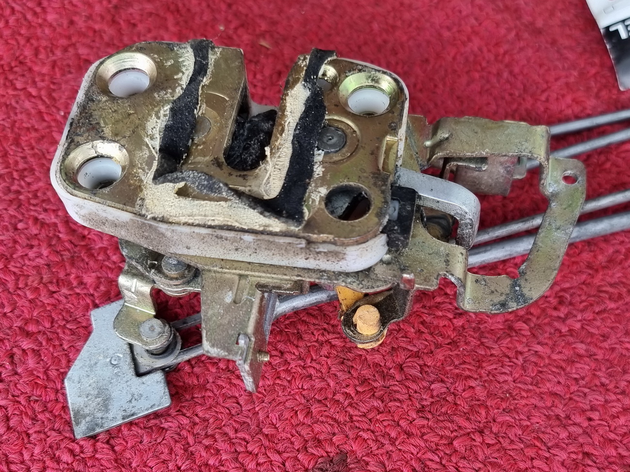 Türschloss Schloss Mazda 121 DB Türe links 90-95 – Bild 2