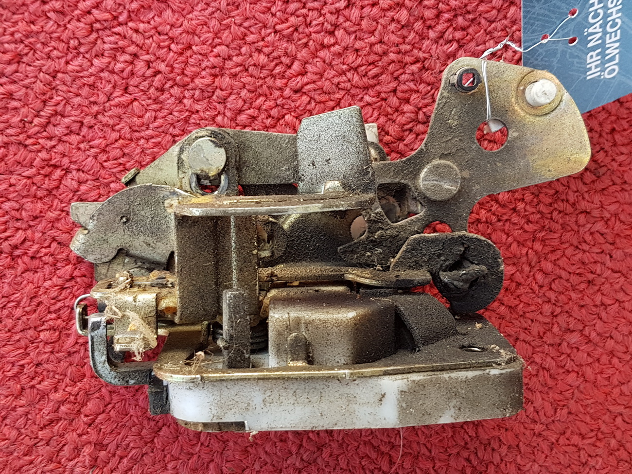 Türschloss Schloss Mazda 121 DB Türe hinten links 90-95 D06273310 – Bild 4