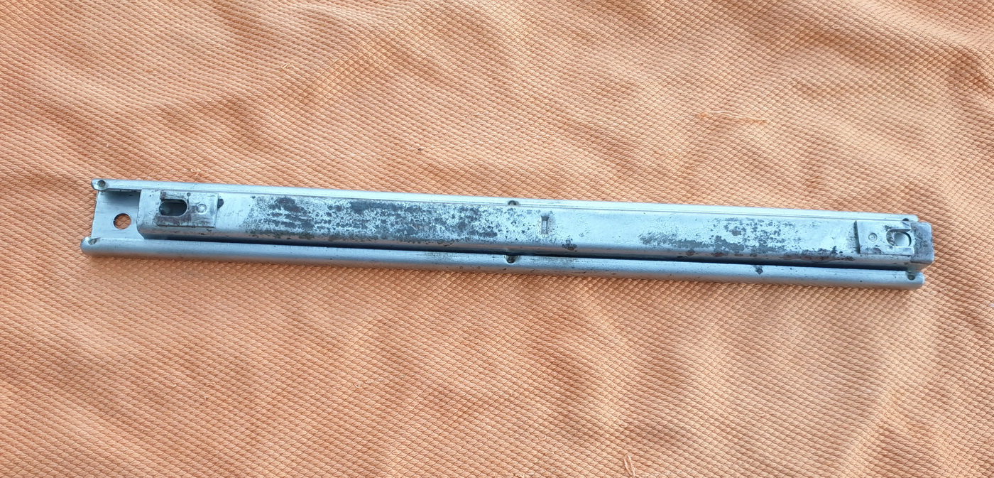 Sitzschiene rechts links BMW 1602 1802 2002 tii E10 52101829900 – Bild 6